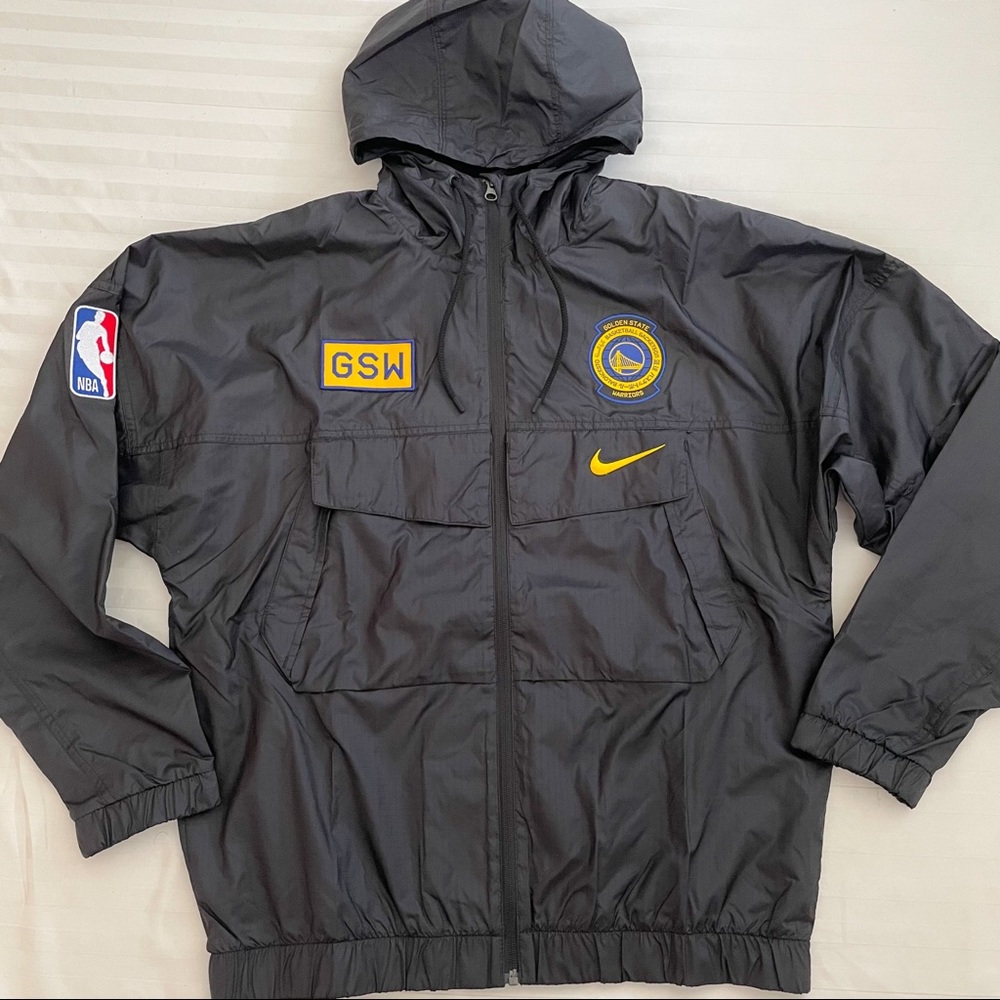 NWT Nike Golden State Warriors Courtside Jacket